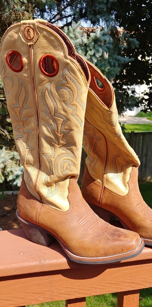 Tony Lama Cowboy Boots (Romo Bridle)